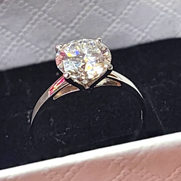 18K Moissanite Solitaire Ring 2.0ct Solid White Gold Size...